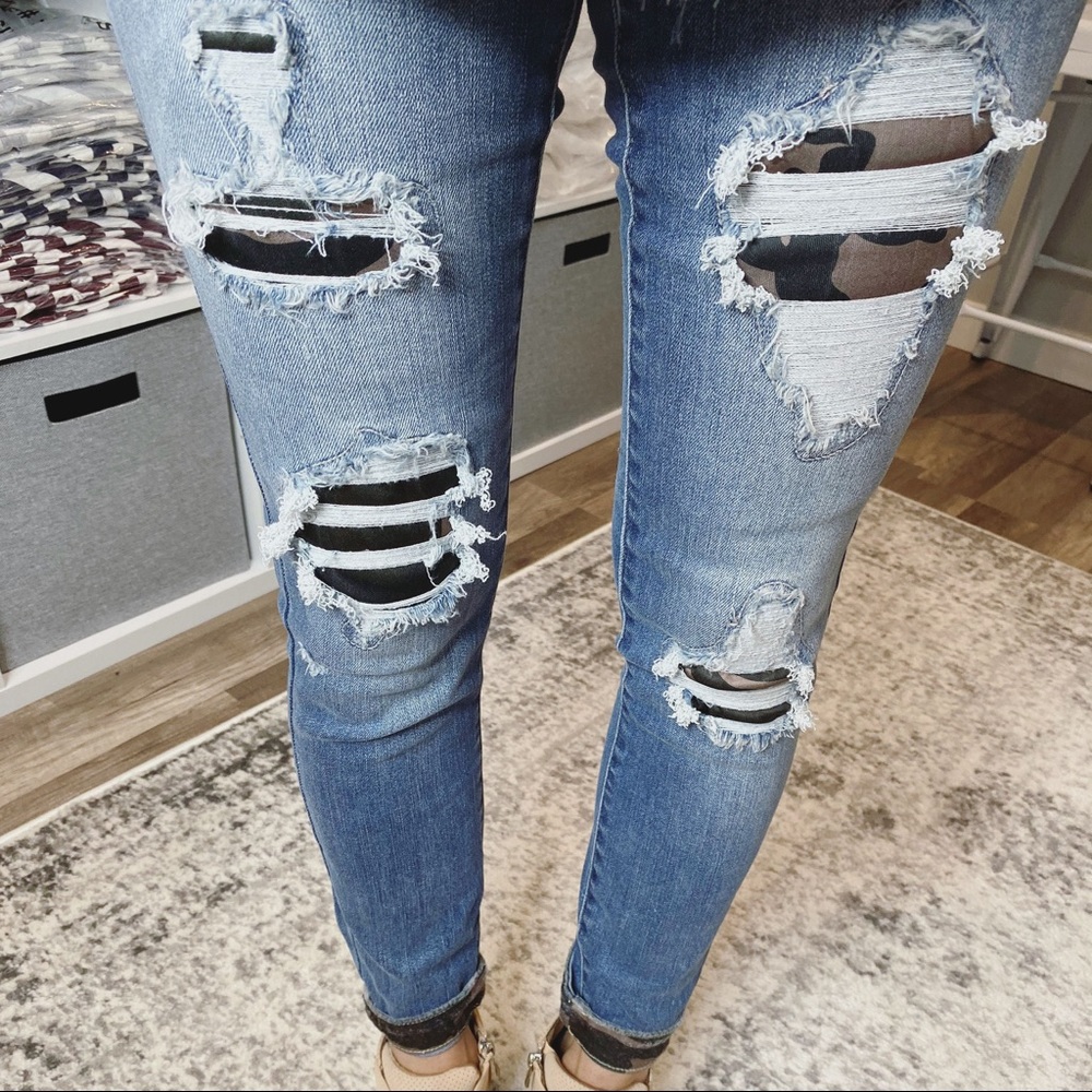 Judy Blue Camo Patch Skinny Jeans